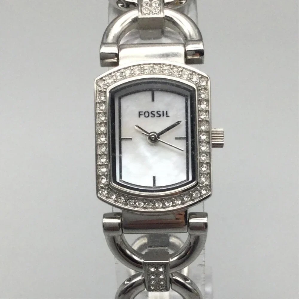 Fossil ES9792 Womens Watch 17mm MOP Dial Silver Tone Crystal New Battery 7